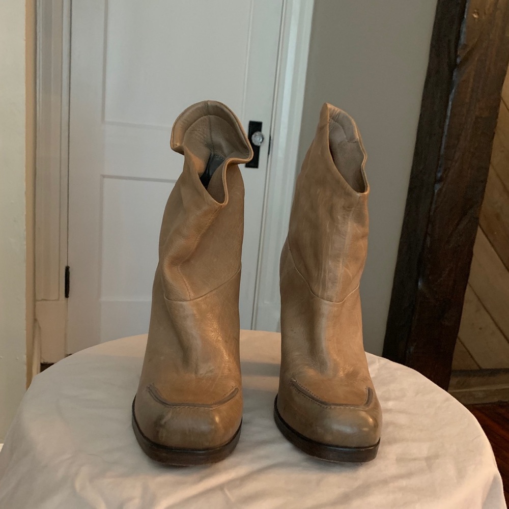 Vic Matie Booties